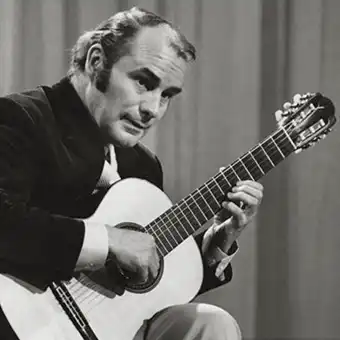 Classical Guitarist Julian Bream