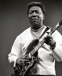 Blues guitarist Muddy Waters